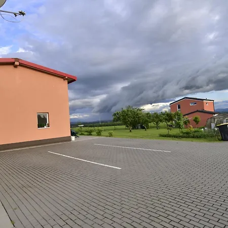 Apartmany Klimkovice Apartment *